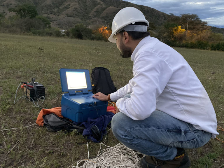 Ensayos MASW Proyecto Tucandira Gigante Huila